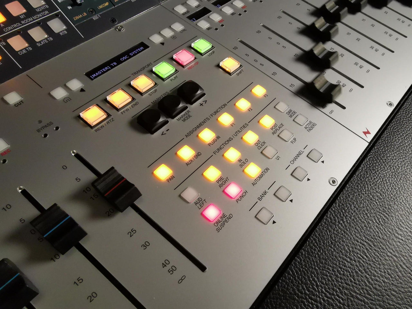 AMS Neve 8424 Console