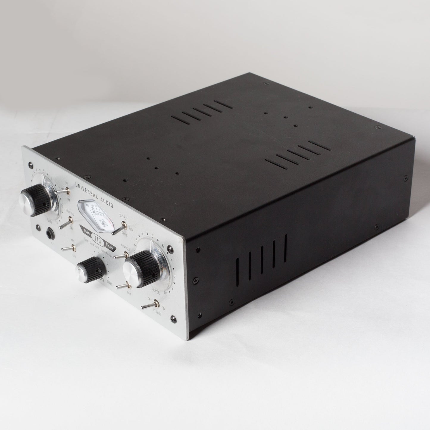 Universal Audio 710 Twin-Finity Single Channel Tube & Solid State Mic Pre / DI