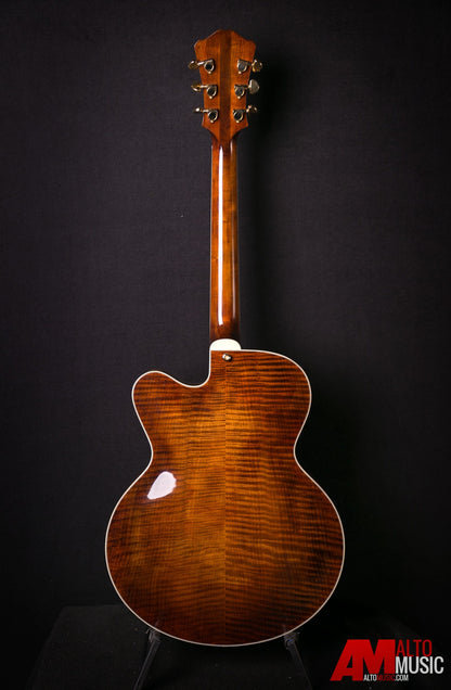 Eastman AR503CE Single Cutaway Archtop Guitar - Classic