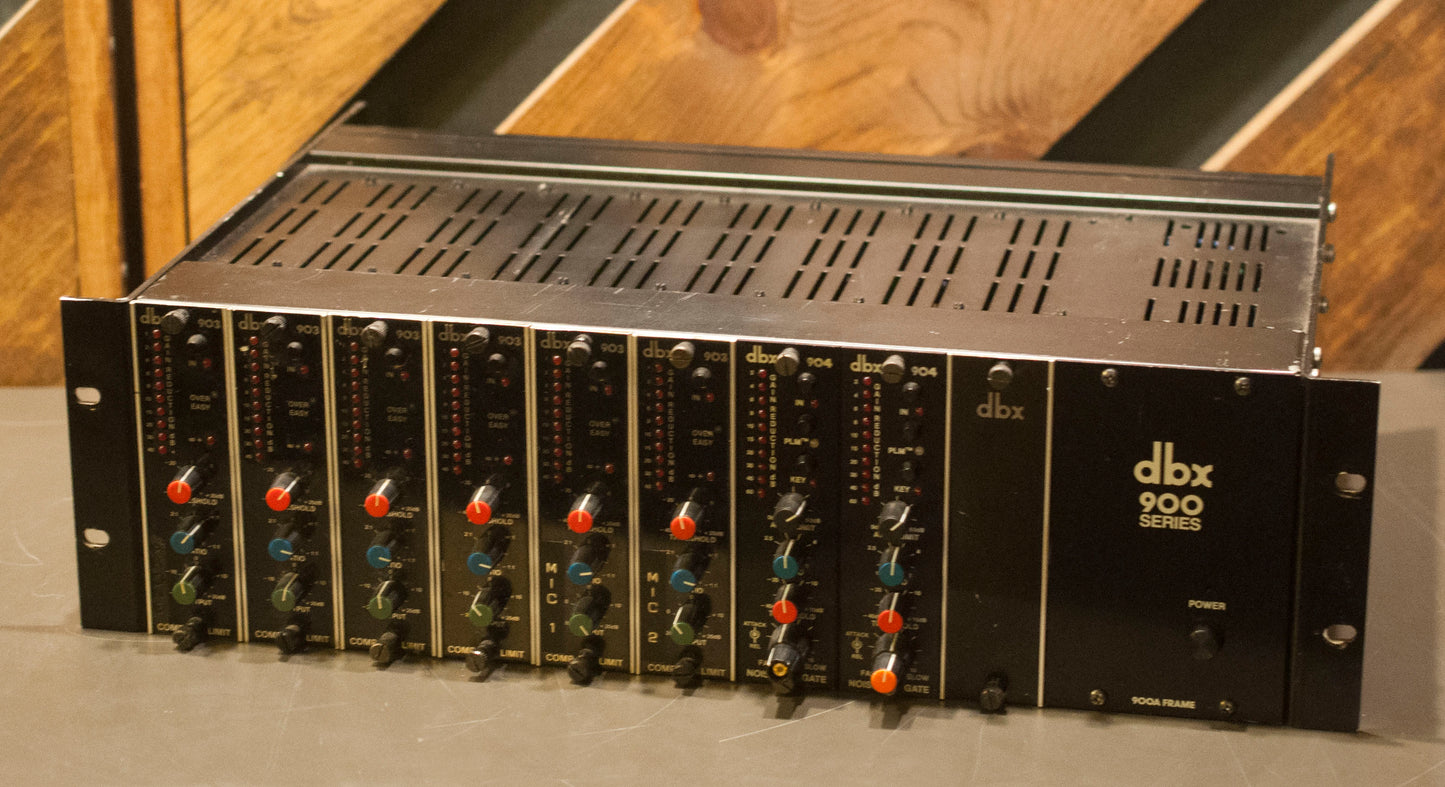 DBX 900-Series Rack w/ 6x903 Comp 2x904 Gate Modules (C1014323)