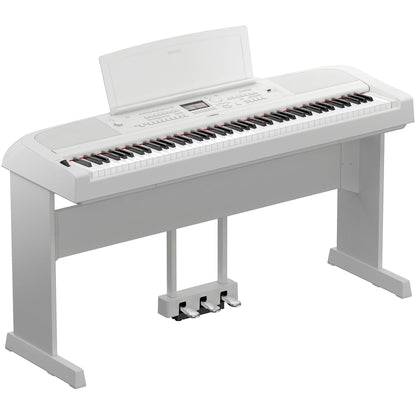 Yamaha DGX670WH 88-Key, Portable Grand Piano - White