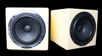 Avantone Active MixCubes Powered Full-Range Mini Reference Monitors Butter Creme