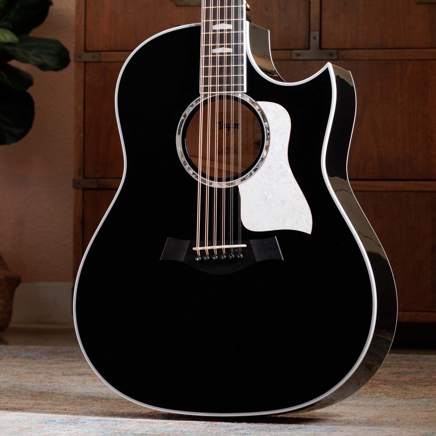 Taylor Somos 657ce 12-String Acoustic Electric Doce Doble - Black