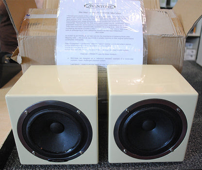Avantone MixCubes Passive Full-Range Mini Reference Monitors in Butter Creme